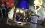 Lord Krishna&rsquo;s Cows Statue